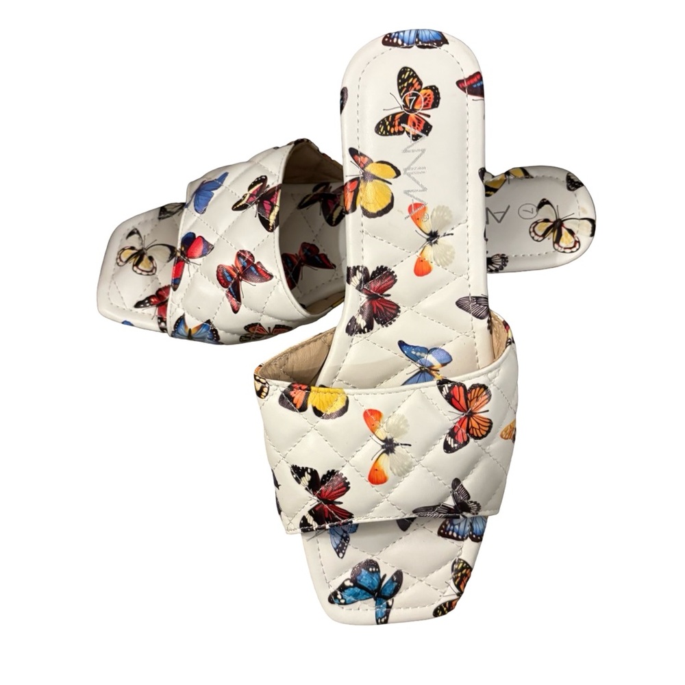 Anna Quilted Slide Cottagecore Sandals with Multicolor Butterfly Print - Size 7